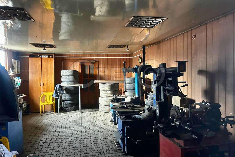 Продаж території, вул. Ньютона, Карачуни.