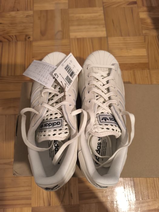 Ténis Adidas Superstar Off White