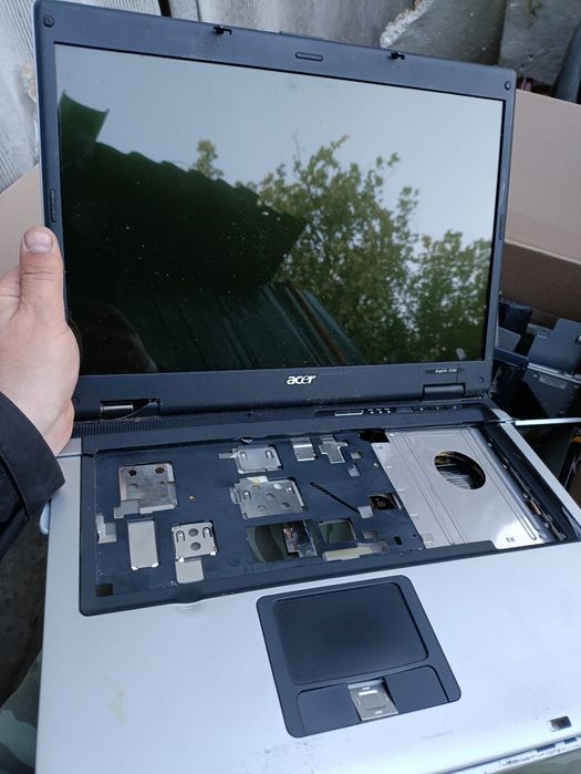 400грн  за все що на фото