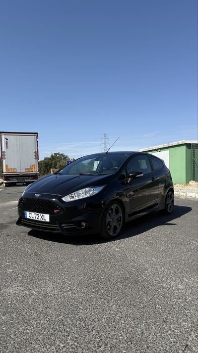 Fiesta st 2017  160 000kms