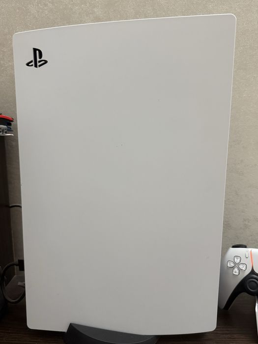 Плейстейшин 5 с дисководом