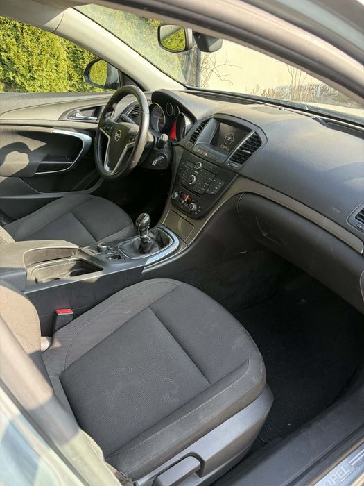 Opel Insignia 2,0tdci 2011