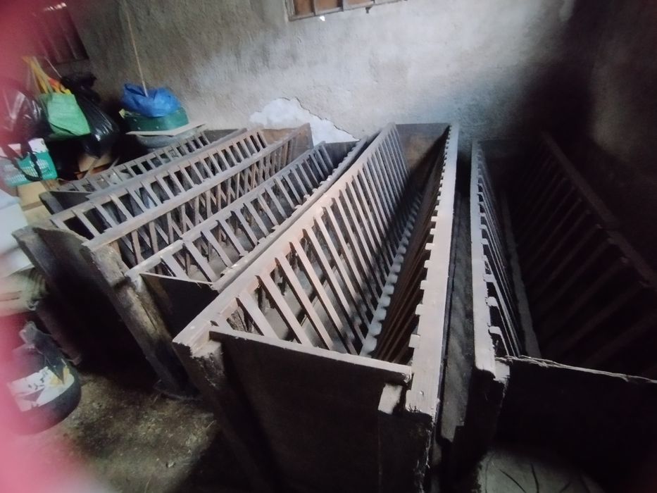 Manjedouras para cabras ou ovelhas