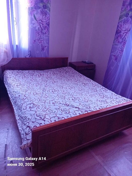 Продам мебель,зеркало