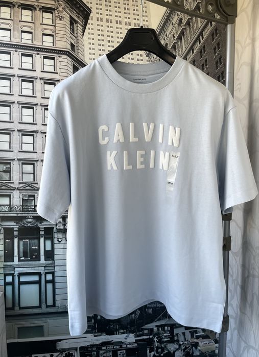 Футболка Calvin Klein Varsity Logo — relaxed fit (Оригінал)  Розмір: S