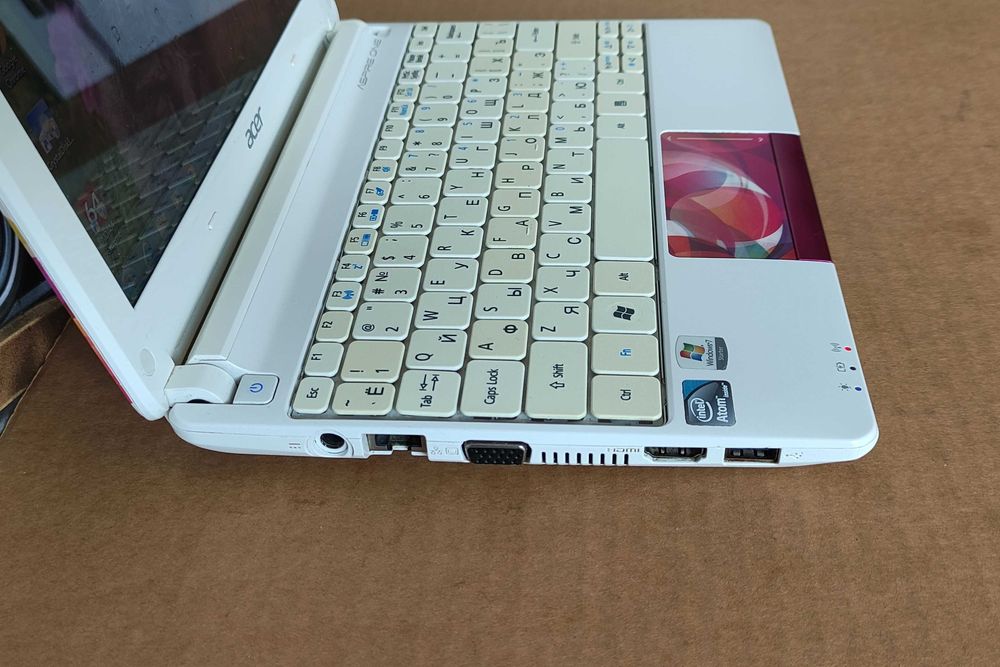 Швидкий нетбук Acer_Потужний Intel (4 ядра)_4 ГБ_320 ГБ_АКБ 5-6 годин.