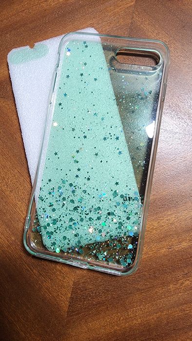 Capa silicote com glitter verde transparente para iPhone 8 plus. Nova