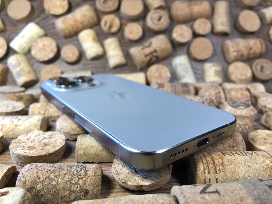 Apple iPhone 15 Pro 128Gb. Natural Titanium