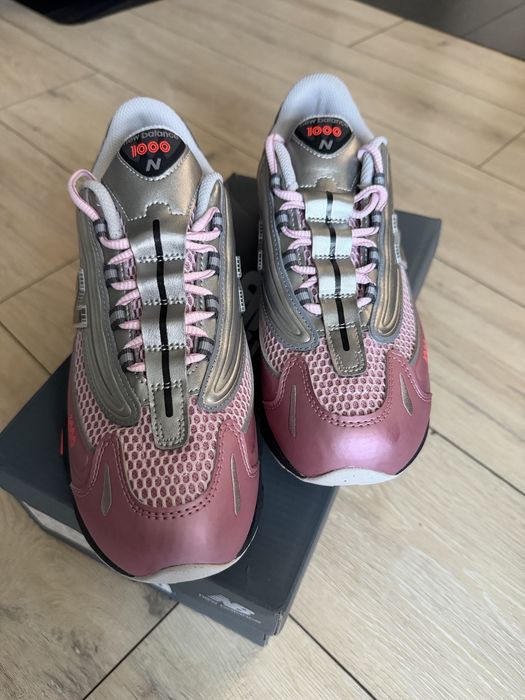 Женские кроссовки NEW BALANCE