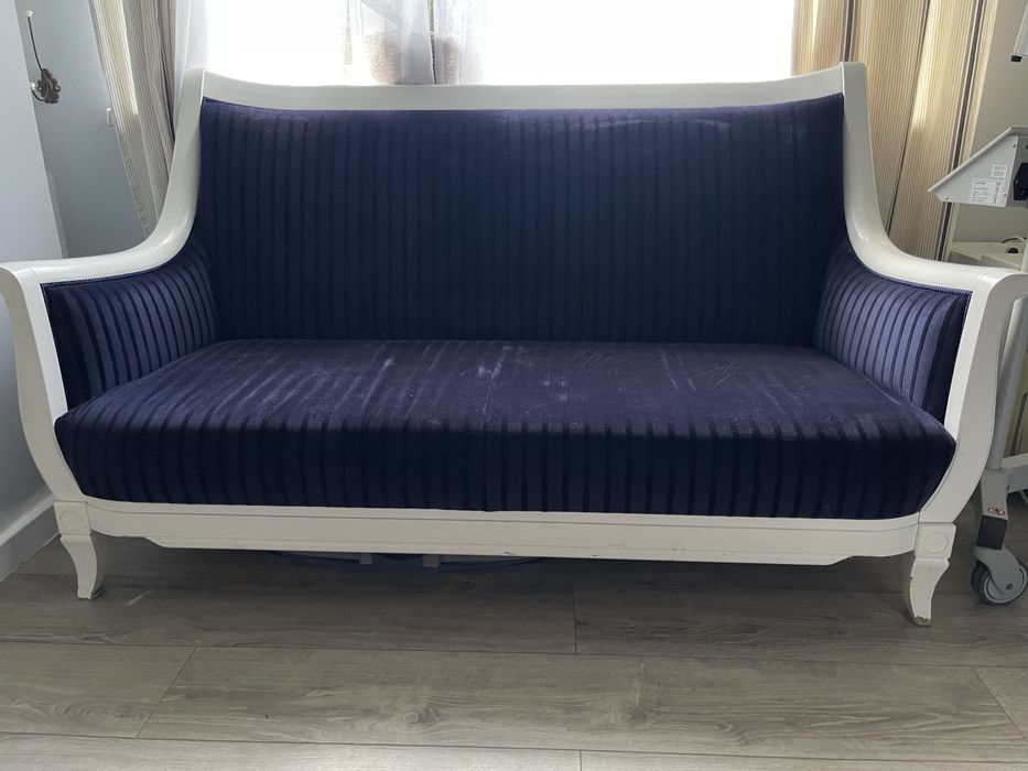 Sofa ręcznie robiona z drewna