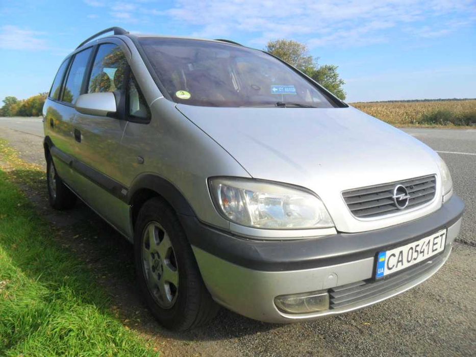 Продам Opel Zafira
