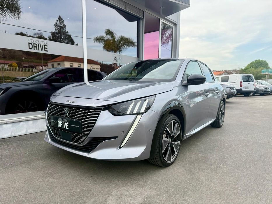 Peugeot e-208 50 kWh GT Pack