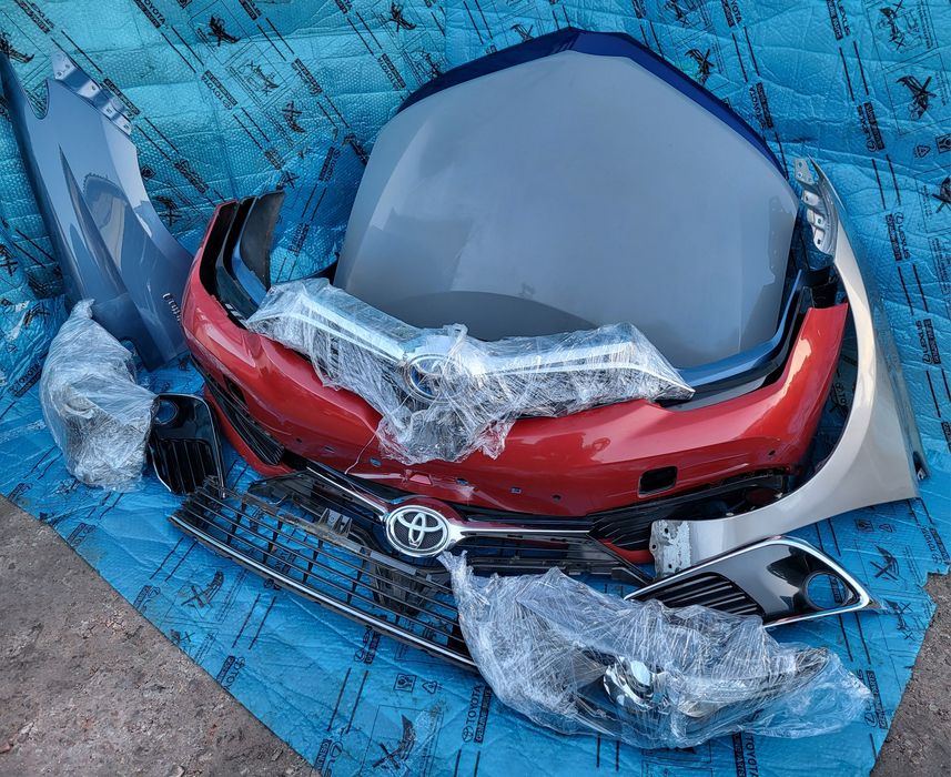 Toyota Auris II Maska 1G6 1f7 zderzak błotnik lampa