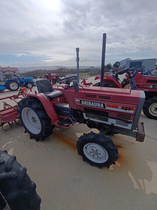 Shibaura p15f com frese 4x4