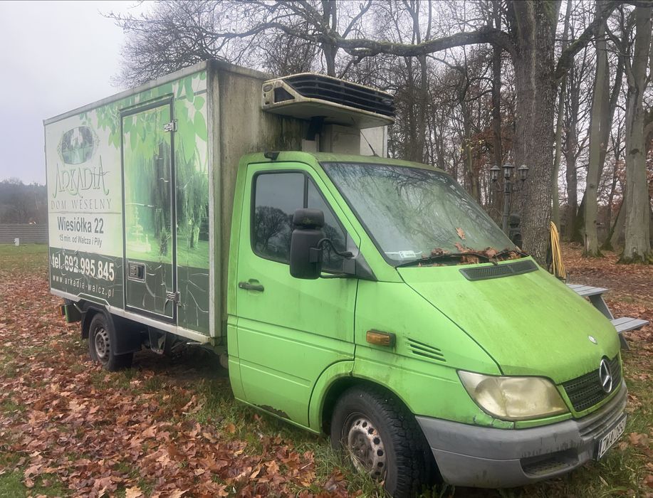 Sprzedsm samochód chłodnia merc 313 CDI 2005 rok