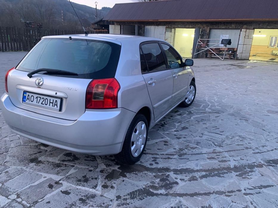 Toyota Corolla 2002 1.6 бензин