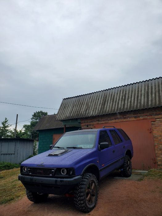 Продам Опель Фронтера 2.3 дизель