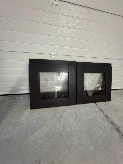 Portas IKEA Besta em vidro e madeira