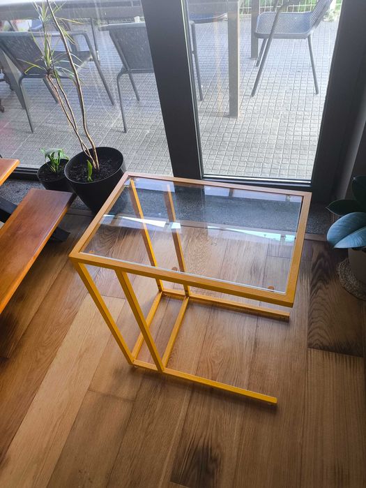 Mesa de cabeceira
