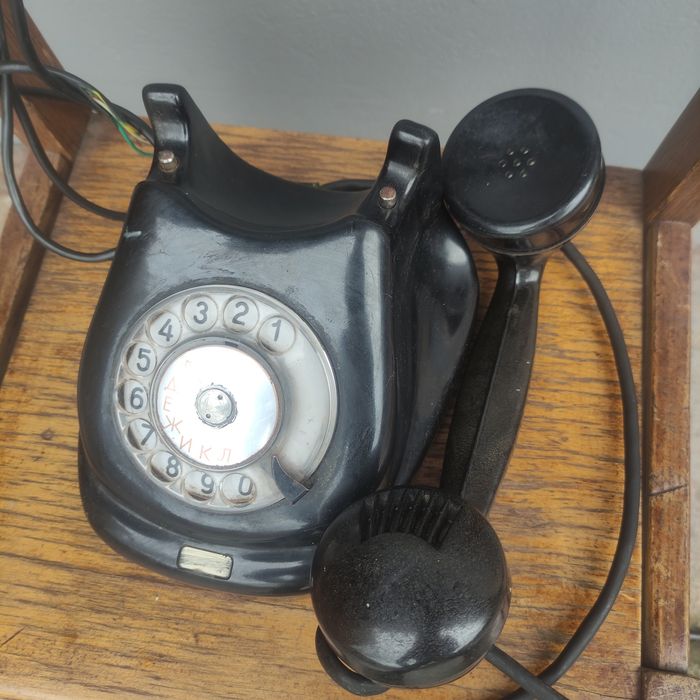 Карболитовый дисковый телефон. 1963 г.