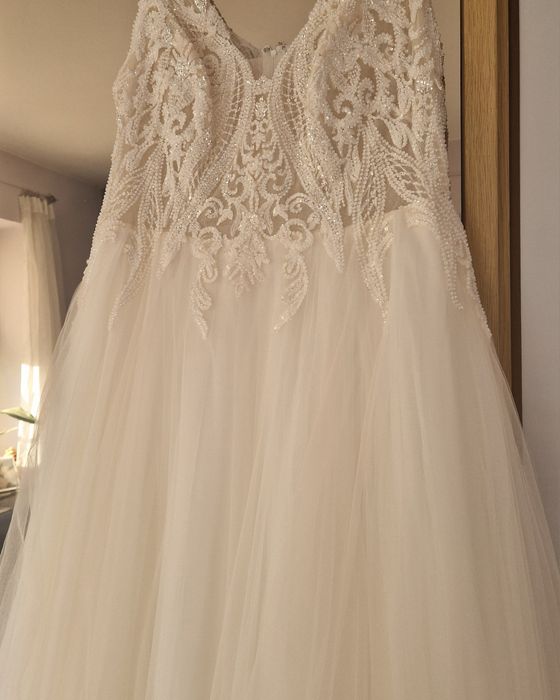 Wyjątkowa suknia ślubna kremowo-pudrowa + długi welon GRATIS 44 46 48