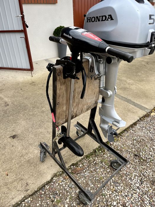 Silnik zaburtowy elektryczny MotorGuide 30 LBS