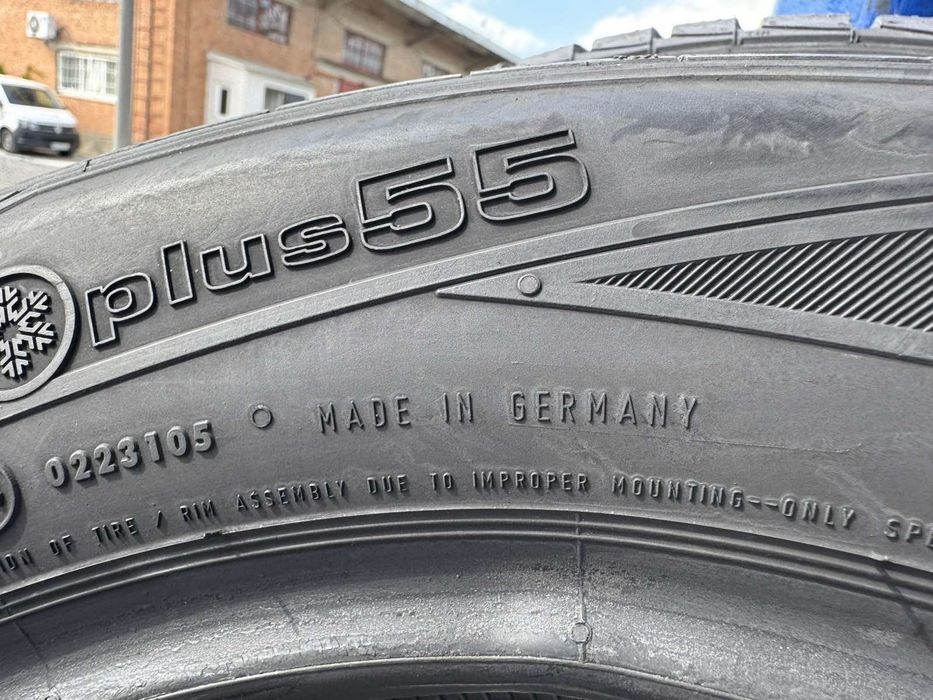 Зимові шини UNIROYAL 205/60 R16