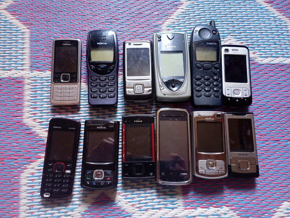 Telemóveis Nokia antigos