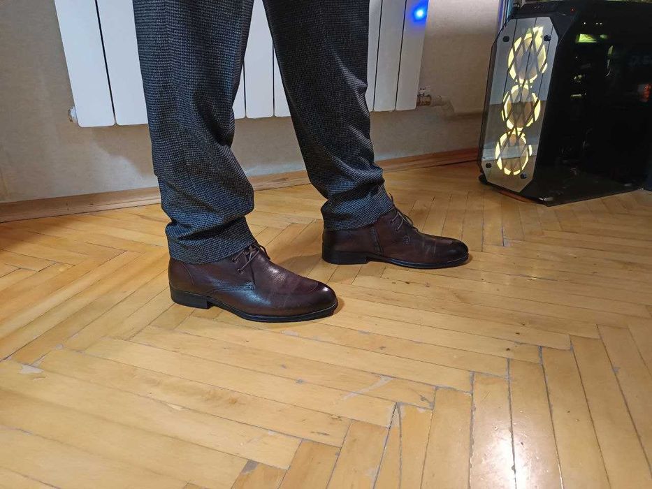 Продам чоловічі ботинки класичні 41 розміру