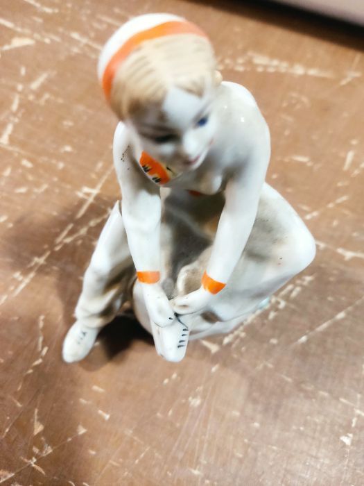 Статуэтка керамическая