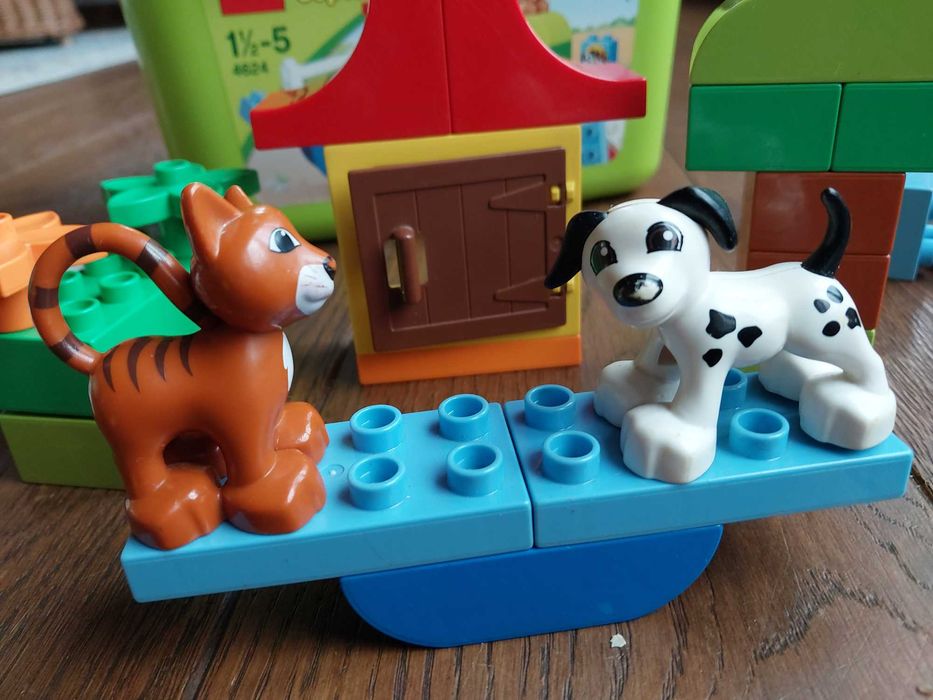 Lego DUPLO zestaw 4624: plac zabaw, pies, kot, domek, pudełko oryginał