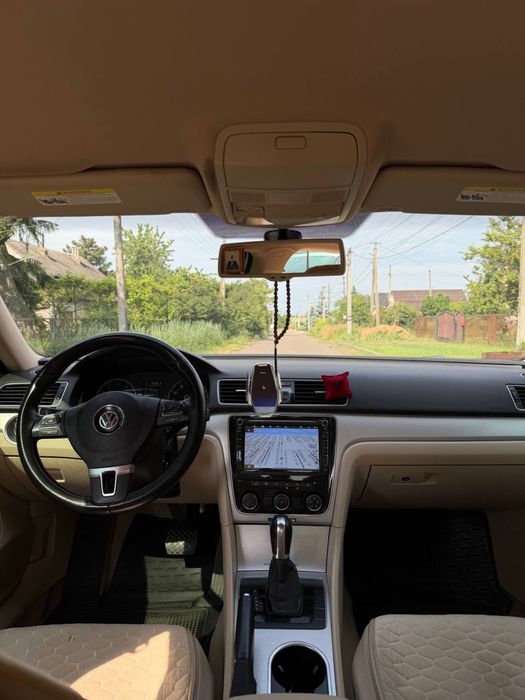 Volkswagen Passat 2012
