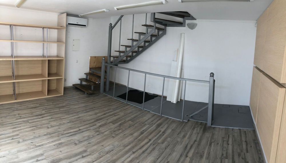 Аренда коммерческого помещения в центре | евроремонт | потолки 3+