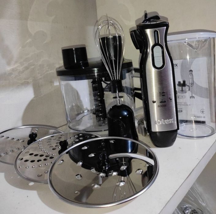 Блендер rotex RTB 810-B новий