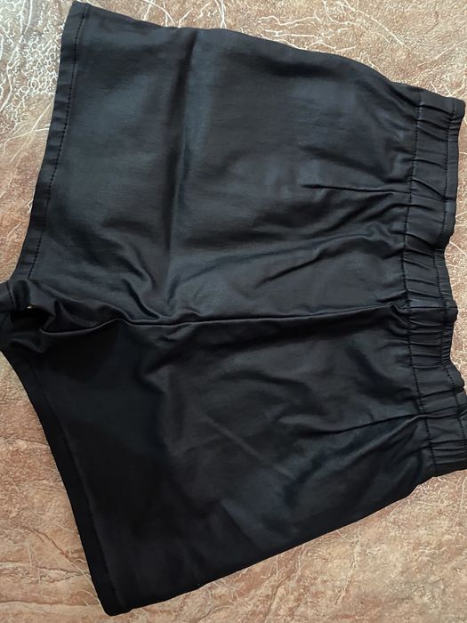 Шорты кожаные