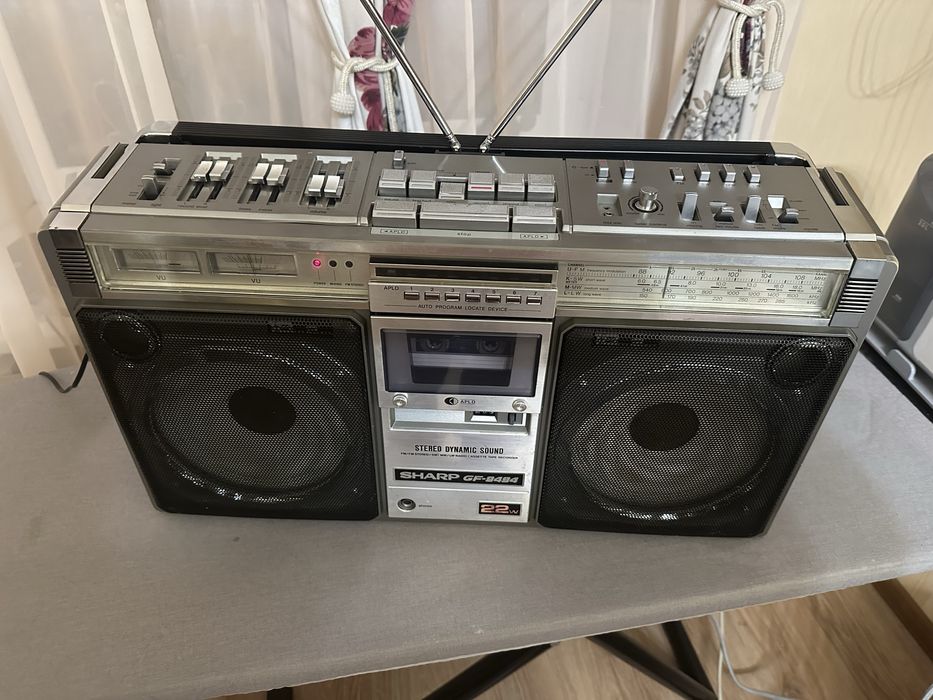 Sharp 9494 у відмінному стані