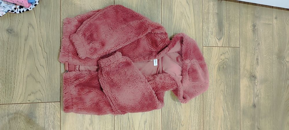 Zestaw ubranek dla dziewczynki 110 116 bluzy bluzki spodnie leginsy