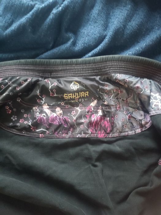 Kimono/GI damskie do BJJ (Czarne z różem)