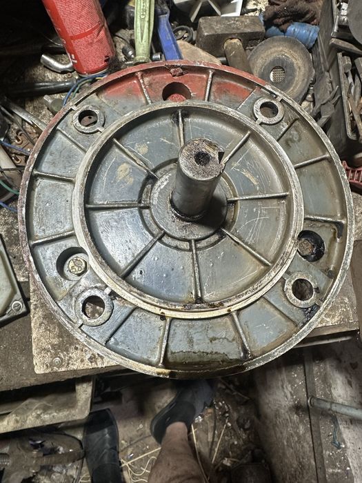 Электромотор 1.5 квт 3000 об/хв.