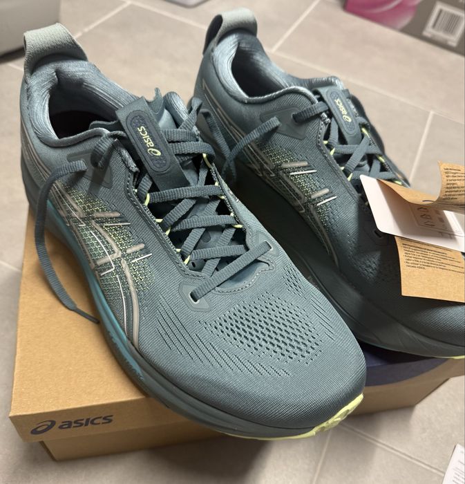 Asics Gel-Kayano 33 roz 46 okazja