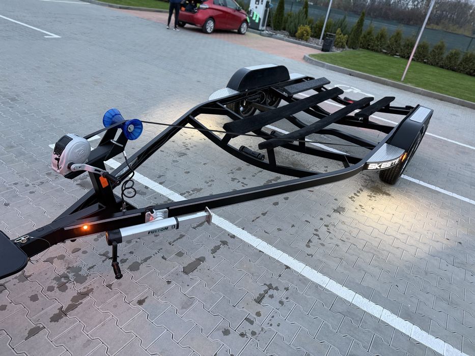 Продам лодочный прицеп SKEETER WX1910 21T (2020), двовісний | Як Новий