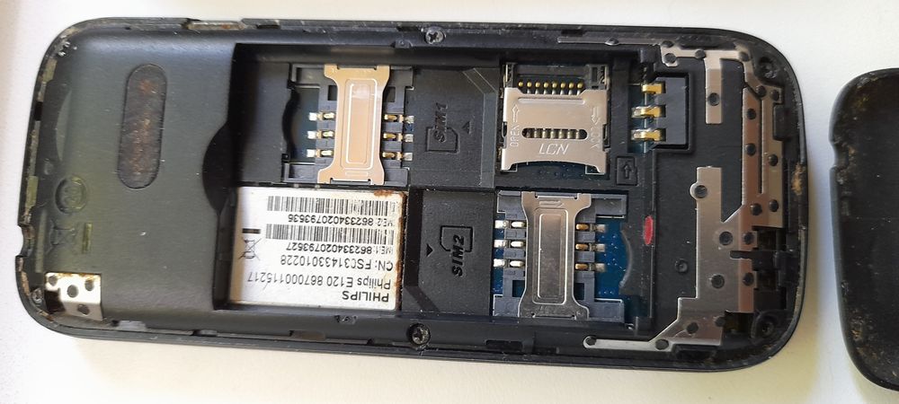 Телефон кнопочний