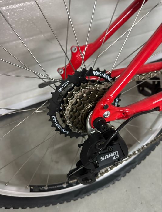 Bicicleta Specialized tamanho S  NOVA