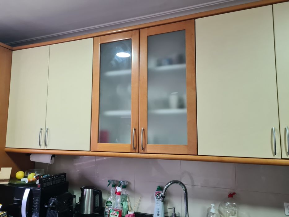 Cozinha como nova 4 metro compridro em modolos com placa e forno microondas