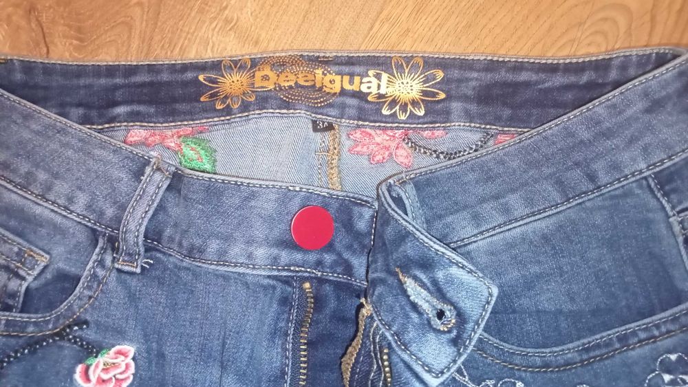 Jeansy Desigual rurki slim fit hafty oryginalne 42 L dżinsy modne