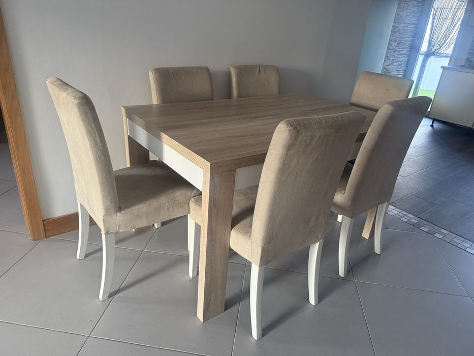 Mesa de jantar extensível
