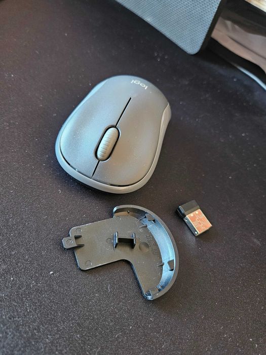 Klawiatura bezprzewodowa Logitech K400 Plus + USB Unifying