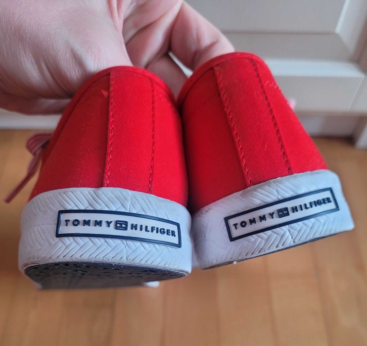 Tommy Hilfiger trampki czerwone marine style roz. 42