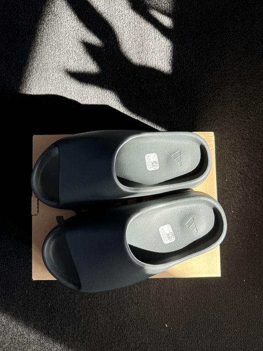 Yeezy slides slate grey