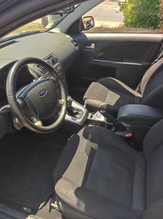 Ford Mondeo SW - 2004 foto 5
